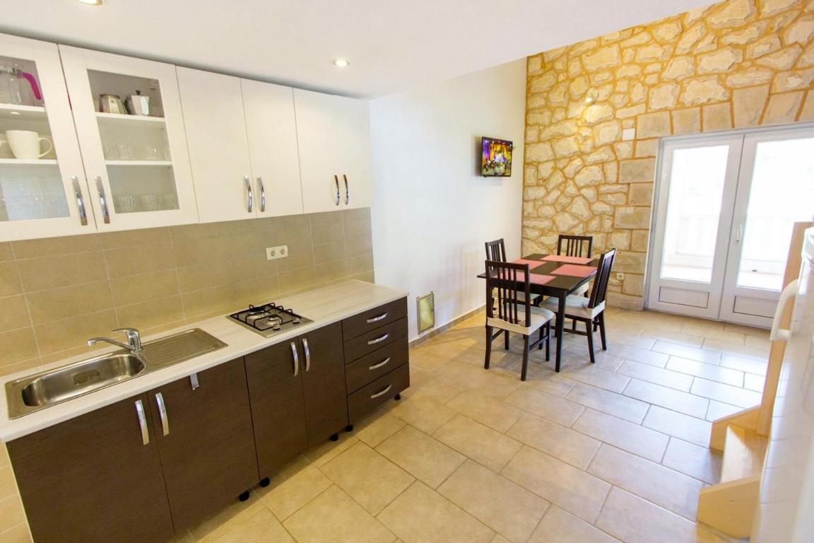 Seaside Secluded Apartments Cove Skozanje, Hvar - 5713 Gdinj Екстериор снимка